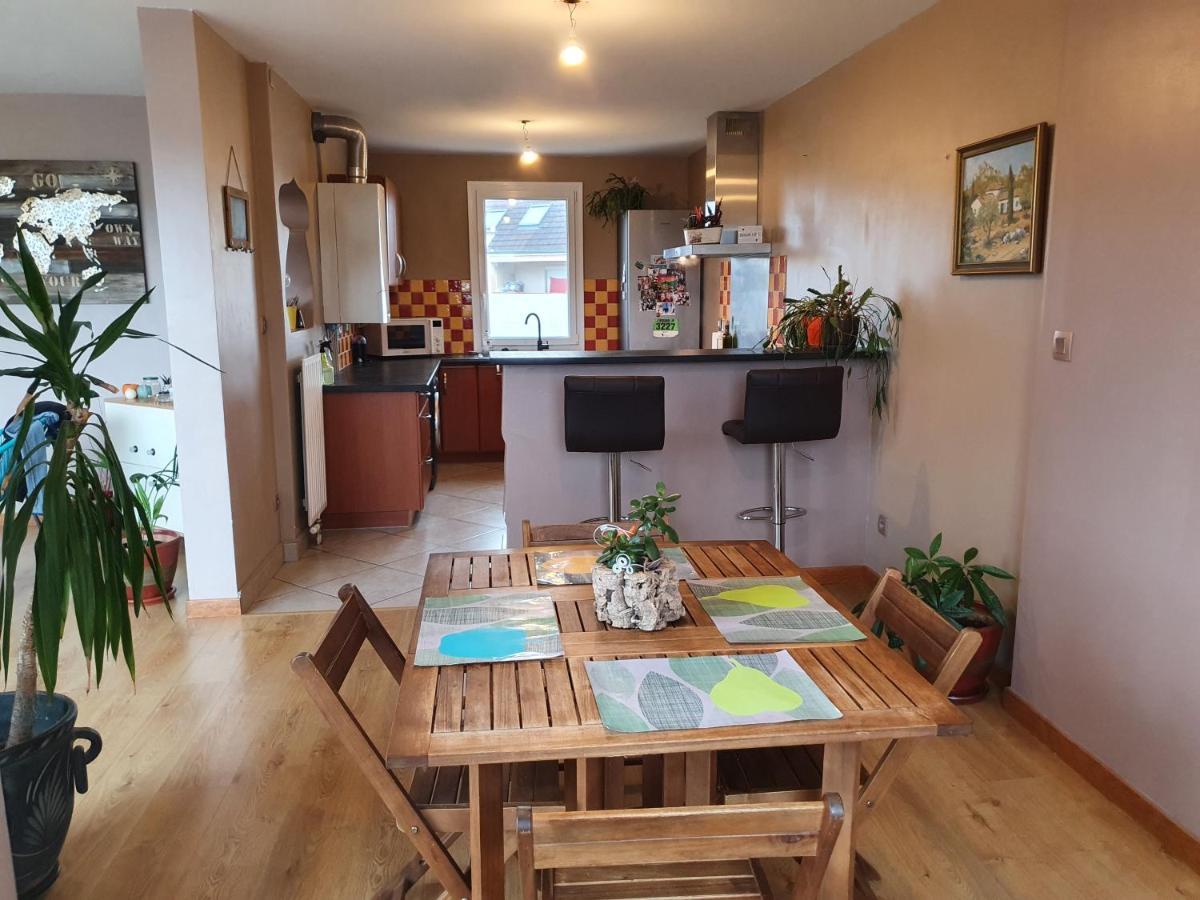 Loft Tres Calme Parking Et Balcon Lägenhet Dijon Exteriör bild